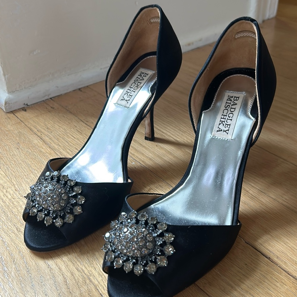 Authentic Badgley Mischka black satin kitten heels